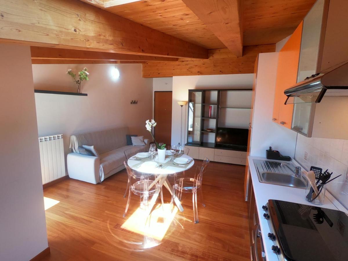 Attico Petfriendly Con Terrazzo, Via Del Borgo Διαμέρισμα Montesilvano Marina Εξωτερικό φωτογραφία