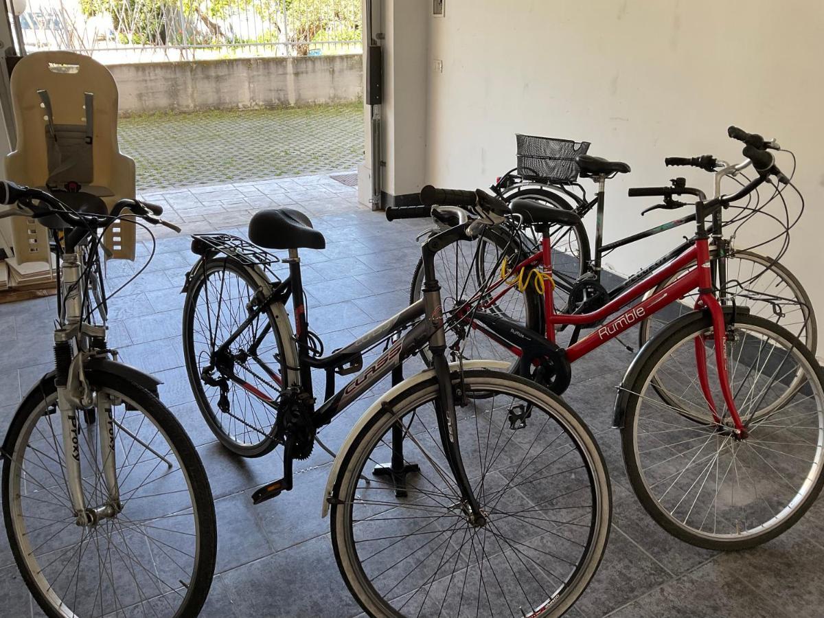 Attico Petfriendly Con Terrazzo, Via Del Borgo Διαμέρισμα Montesilvano Marina Εξωτερικό φωτογραφία